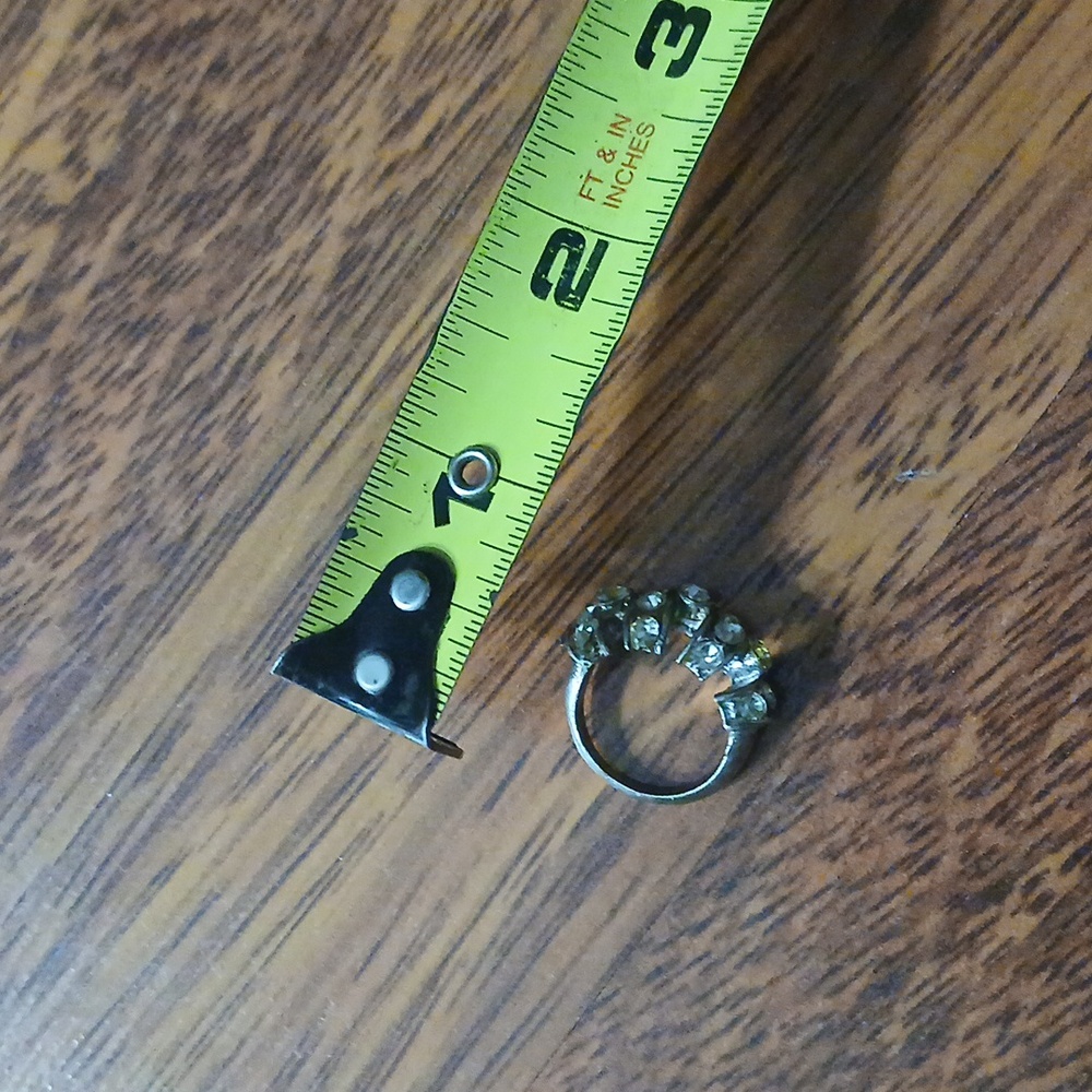 Ring - Picture 5 of 6